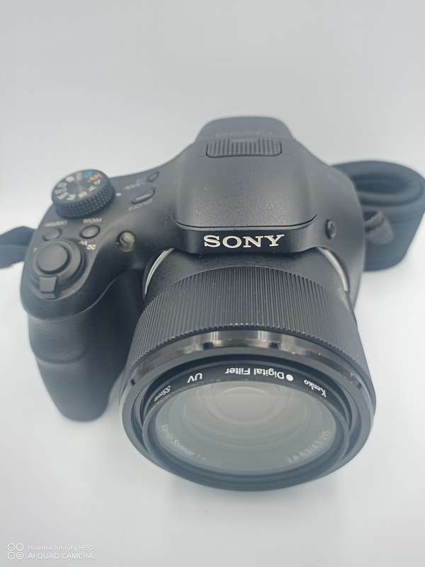 Sony Cyber-Shot DSC-HX300 - Digital Camera (18 PM, 50x Optical Zoom, FHD Movie 1080 and 3-Inch LCD)