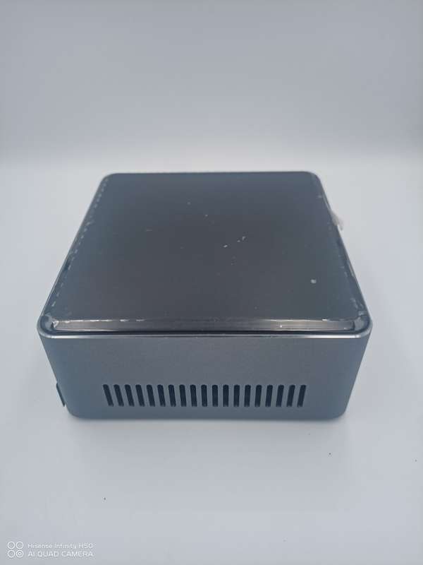 Intel NUC i3-7100U (Intel i3, 128GB SSD & 8GB RAM)