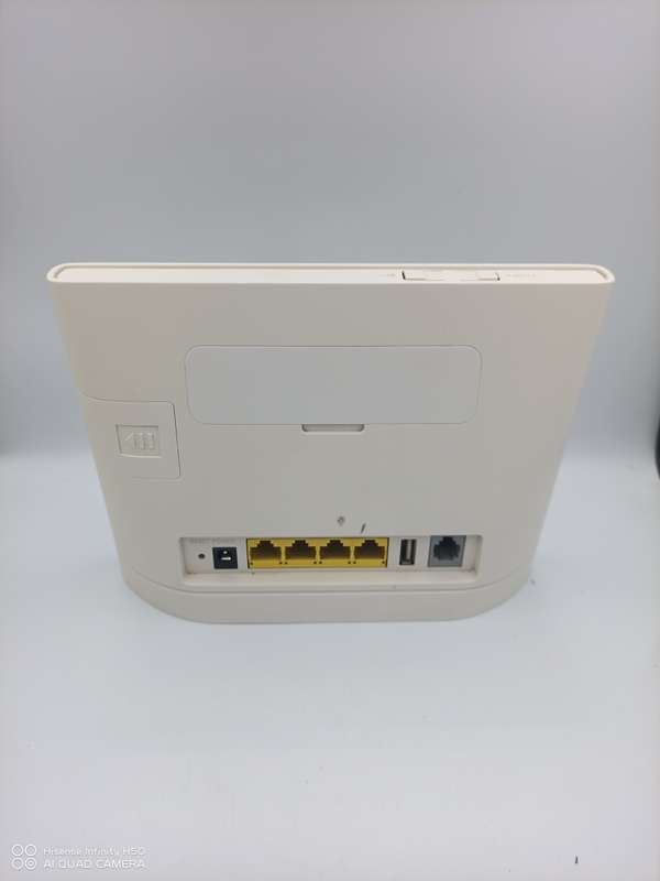 Huawei B315 4G LTE WiFi Router (White)
