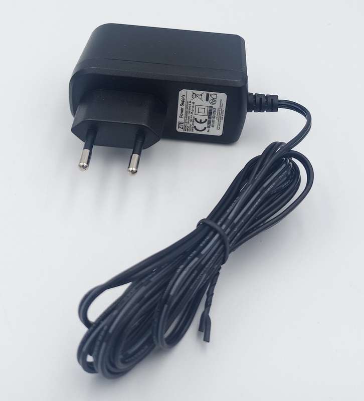 ZTE MF286C Router Power Adapter