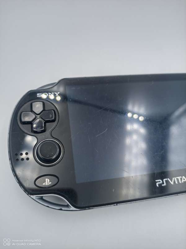 PS Vita PlayStation Model PCH-1004