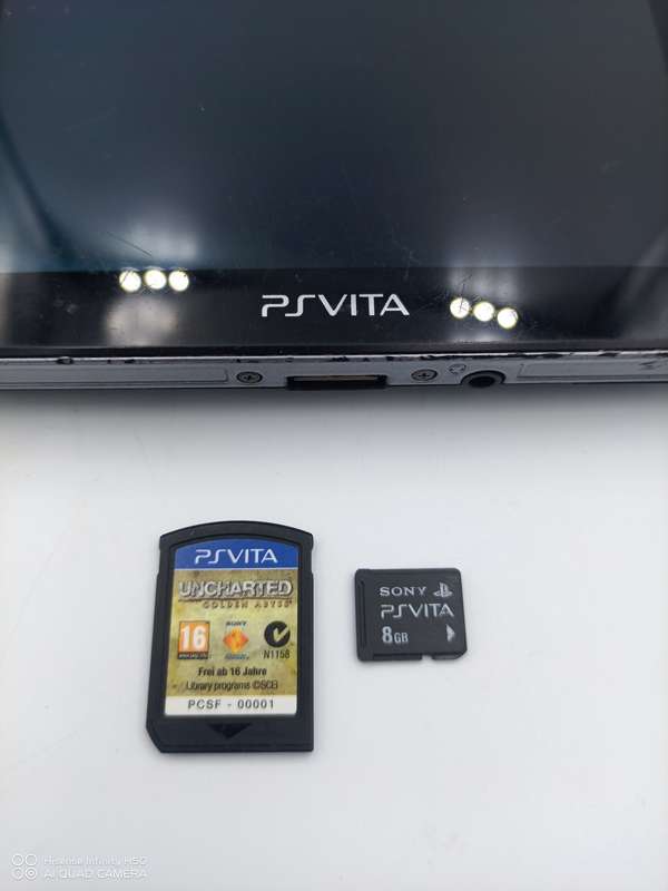 PS Vita PlayStation Model PCH-1004