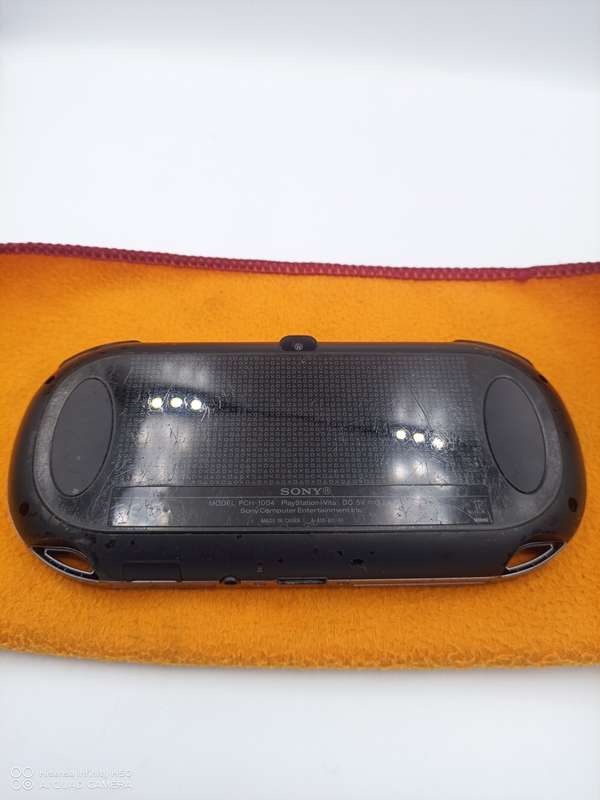 PS Vita PlayStation Model PCH-1004
