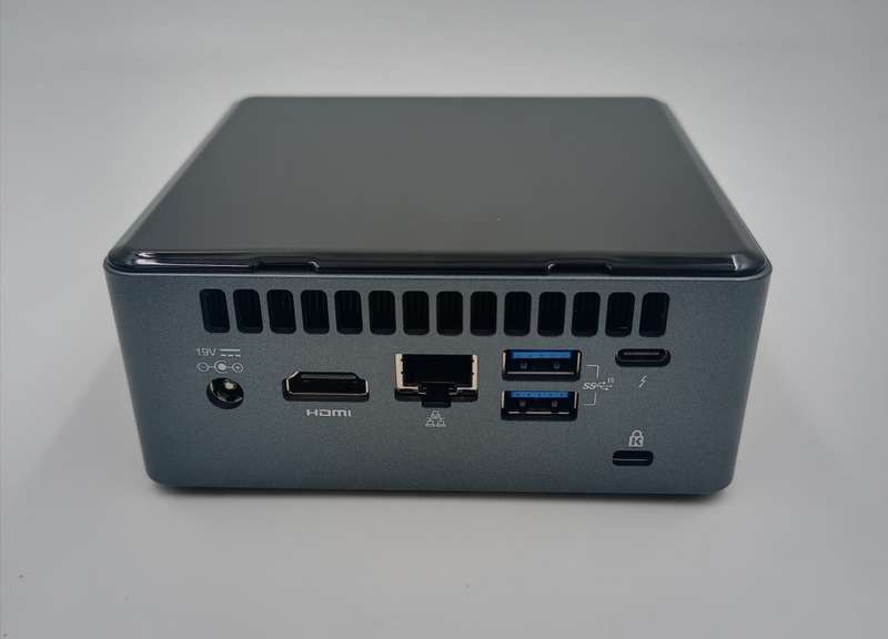 Intel NUC10FNH (Intel i5-10th Gen, 1TBGB SSD & 8GB RAM)