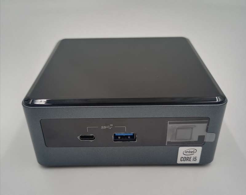Intel NUC10FNH (Intel i5-10th Gen, 1TBGB SSD & 8GB RAM)