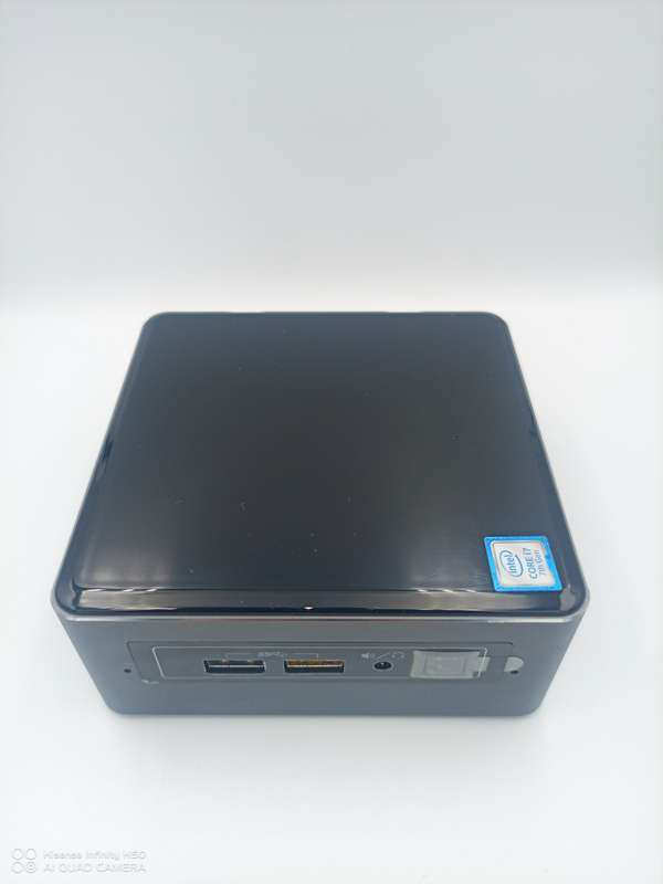 Intel NUC i7-7567U (Intel i7, 256GB SSD & 8GB RAM)