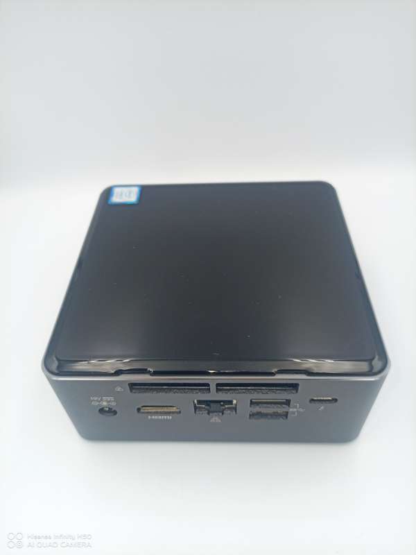 Intel NUC i7-7567U (Intel i7, 256GB SSD & 8GB RAM)