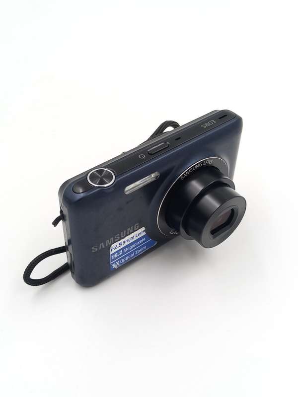 Samsung ES95 Compact Digital Camera  (16.2MP)
