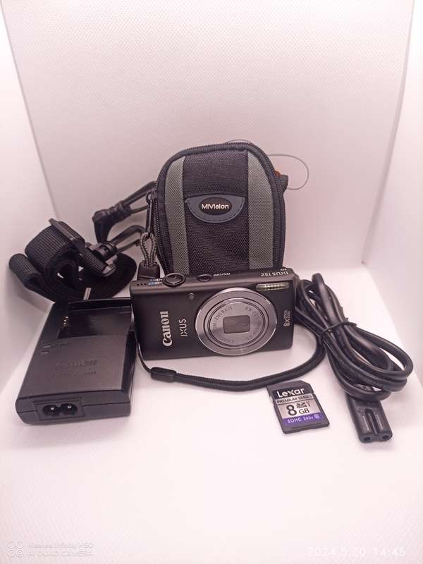 Canon IXUS 132 Digital Camera (16MP, 720p HD & 8x Optical Zoom)