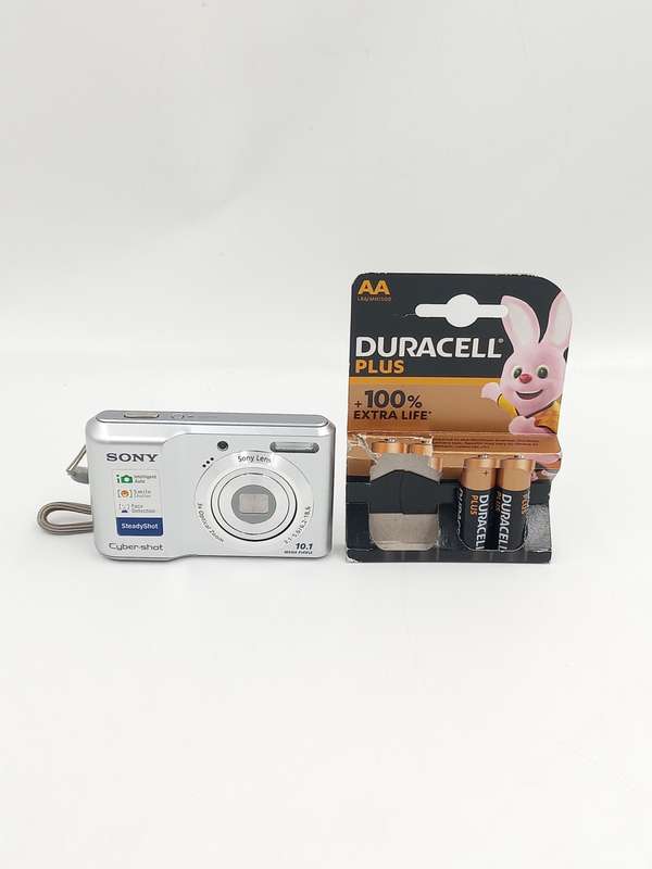 Sony Cyber-Shot DSC-S1900 | 10.1 MP | Digital Camera | 3x Optical Zoom