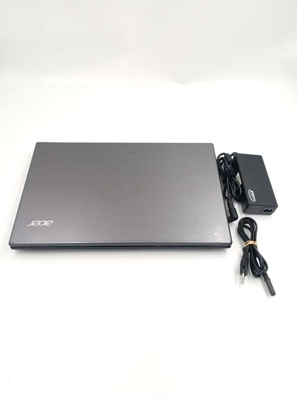Acer TravelMate 5760  | Intel i5 | 128GB SSD | 4GB RAM - 15.6 Inch Laptop