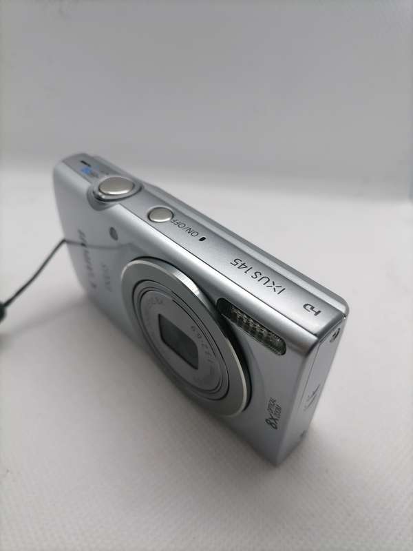 Canon IXUS 145 Digital Camera (16.0MP, 720p HD & 8x Optical Zoom) Silver