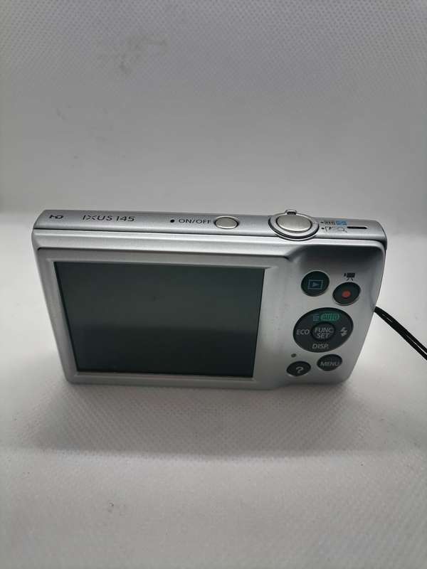 Canon IXUS 145 Digital Camera (16.0MP, 720p HD & 8x Optical Zoom) Silver