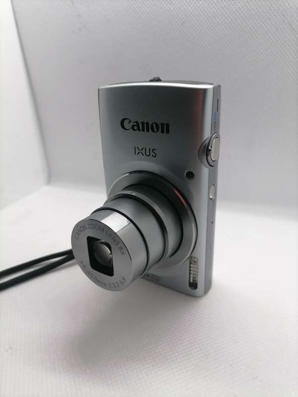 Canon IXUS 145 Digital Camera (16.0MP, 720p HD & 8x Optical Zoom) Silver