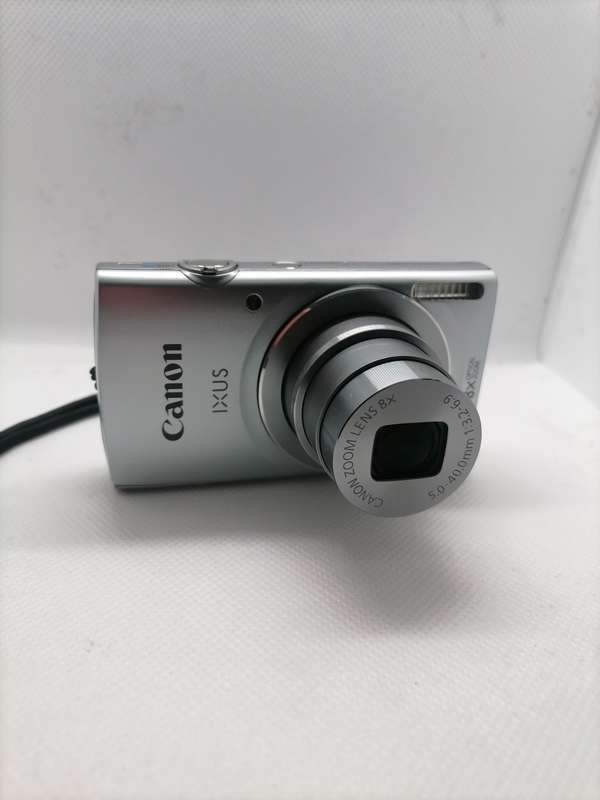 Canon IXUS 145 Digital Camera (16.0MP, 720p HD & 8x Optical Zoom) Silver
