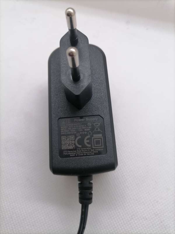 ZTE MF286C Router Power Adapter
