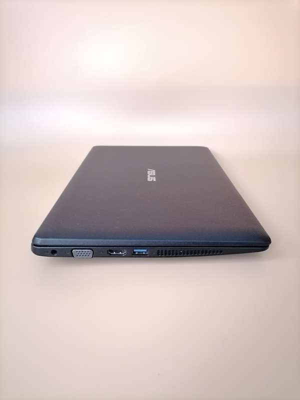 ASUS F200M (Intel Celeron, 500GB HDD & 2GB RAM) 11.6 Inch Laptop