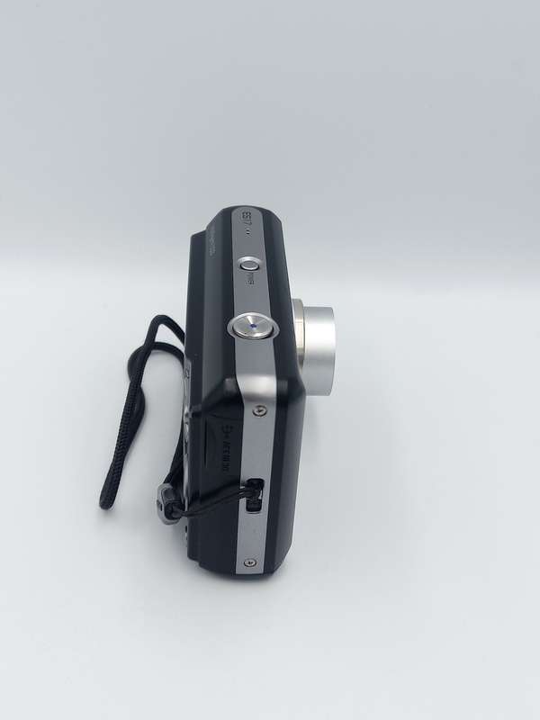 Samsung ES17 Digital Camera - ( 12MP and 3x Optical Zoom )