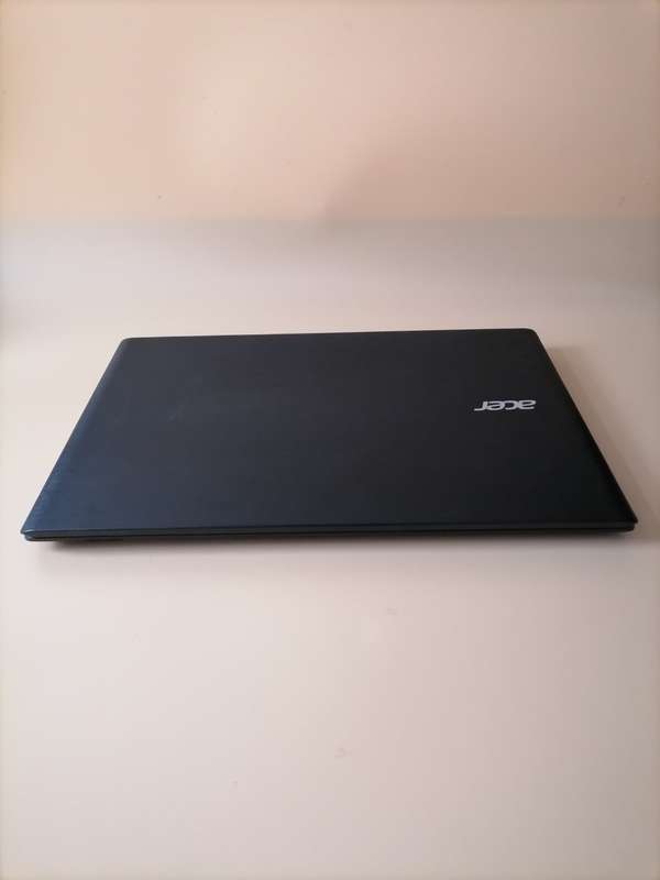 Acer TravelMate P278 Series (Intel i7, 1TB HDD, 8GB RAM, NVIDIA Graphics) 17.3 Inch Laptop