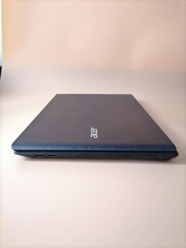 Acer TravelMate P278 Series (Intel i7, 1TB HDD, 8GB RAM, NVIDIA Graphics) 17.3 Inch Laptop