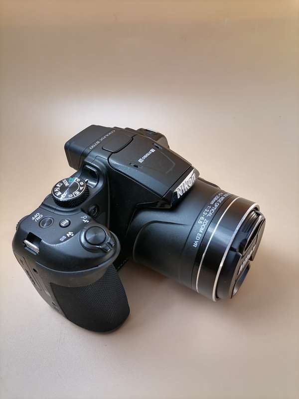 Nikon COOLPIX B700 20.1 MP CMOS Digital Camera  (60x Zoom Lens, 20.3 MP, WiFi and 4K UHD)