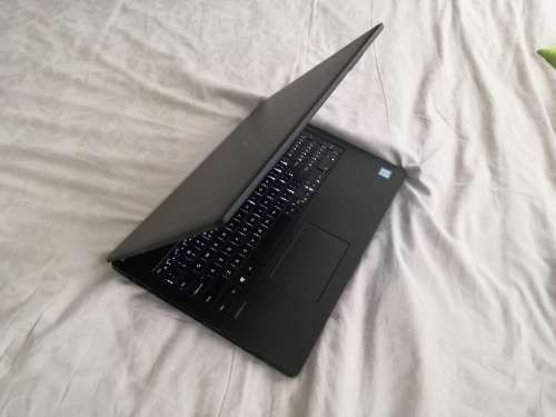 *PRICE DROP**6TH GEN i5* DELL LATITUDE 3570  Retails new @ upto R15000 Excellent cond