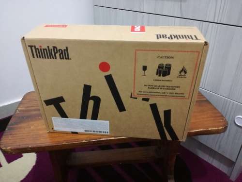 *BRAND NEW BOXED* LENOVO THINKPAD X270 i7 6th GEN * 8 GB DDR4 RAM * WORTH R19000 *3YEAR WARRANTY