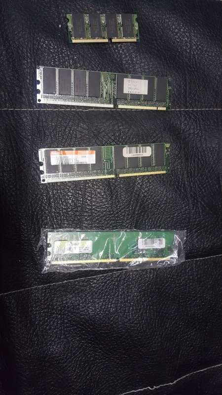 JOBLOT OF COMPUTER COMPONENTS - RAMS, PERIPHERALS, GRAPHICS CARD ETC.