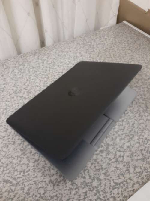 HP ELITEBOOK 840 G2 i7 5th Gen *256gb ssd* *8gb ram*