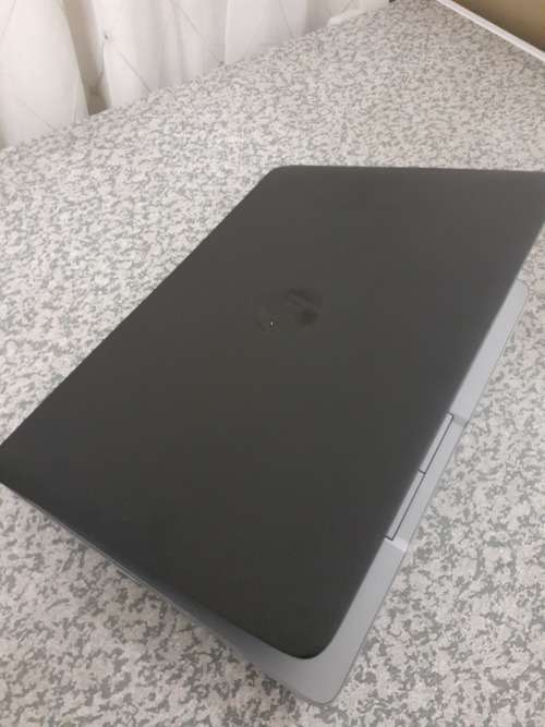 HP ELITEBOOK 840 G2 i7 5th Gen *256gb ssd* *8gb ram*