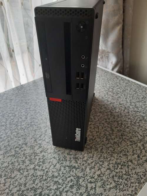 Lenovo M710s SFF tower 7th Gen i5 7500, 8gigs ram, 500gig hdd