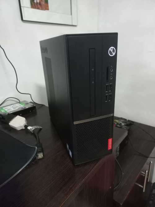 Lenovo V530s i3 9100, Samsung EVO 860 250gig ssd, 8gig ram, hdmi/vga/dp