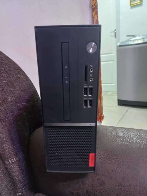 Lenovo V530s i3 9100, Samsung EVO 860 250gig ssd, 8gig ram, hdmi/vga/dp