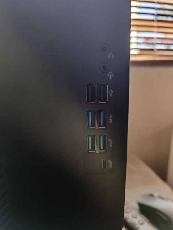 ASUS ExpertCenter D7 Mini Tower D700M i5 11th Gen