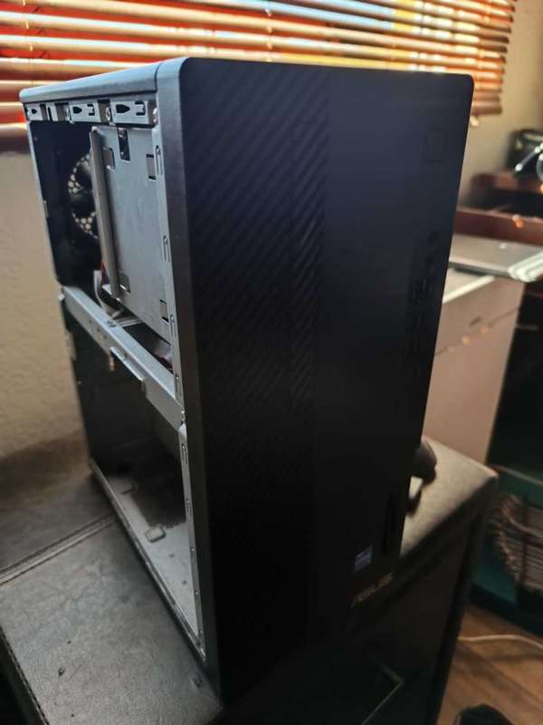 ASUS ExpertCenter D7 Mini Tower D700M i5 11th Gen