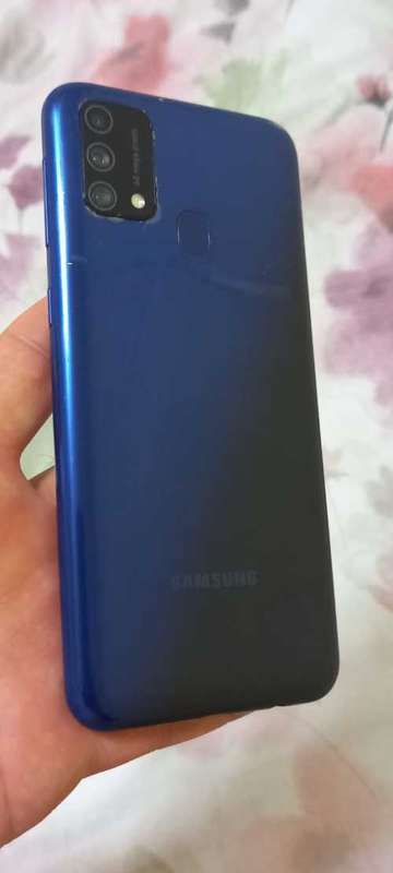 SAMSUNG F41 DUAL SIM 6GB RAM 128GB STORAGE *PLEASE READ*