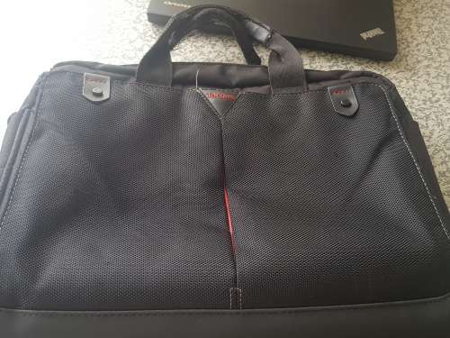 LENOVO X250 i7 5TH GEN ULTRABOOK 1TB HDD 8GB RAM 3G DUAL BATTERY