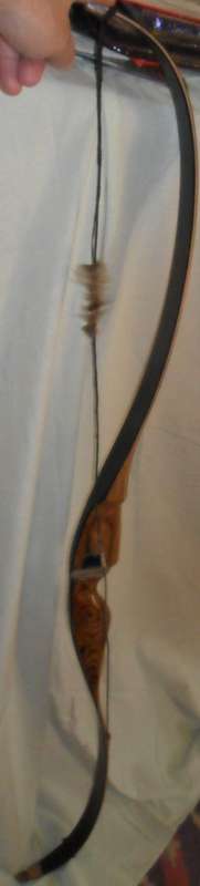 FRED BEAR - 60 LBS RECURVE BOW
