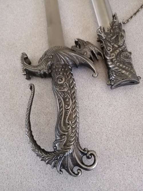 Display Dragon Sword