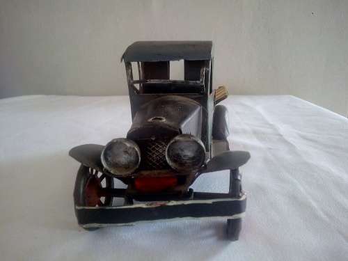 Tin Plate Ford truck