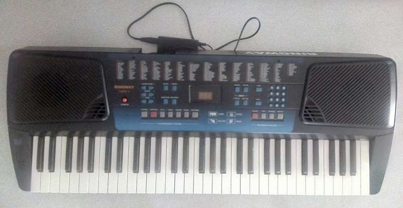 Ringway CK62 Electronic Keyboard