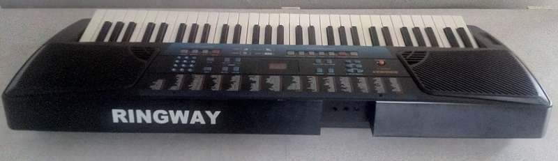 Ringway CK62 Electronic Keyboard