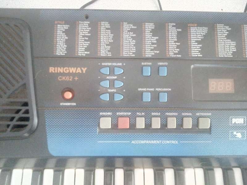 Ringway CK62 Electronic Keyboard