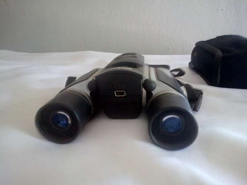 Bushnell Digital Camera Binoculars