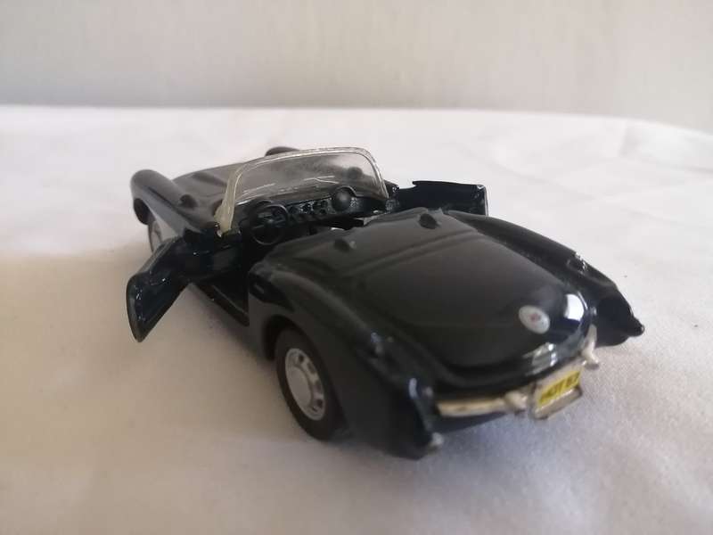 Maisto Chevrolet Corvette Die Cast 1/39