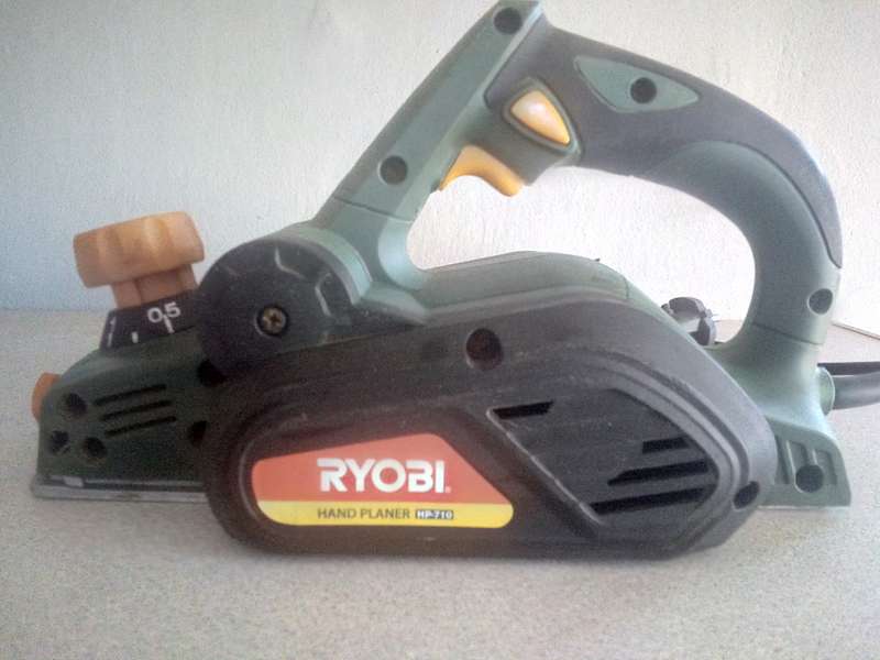 Ryobi HP-710 Electric Hand Planner