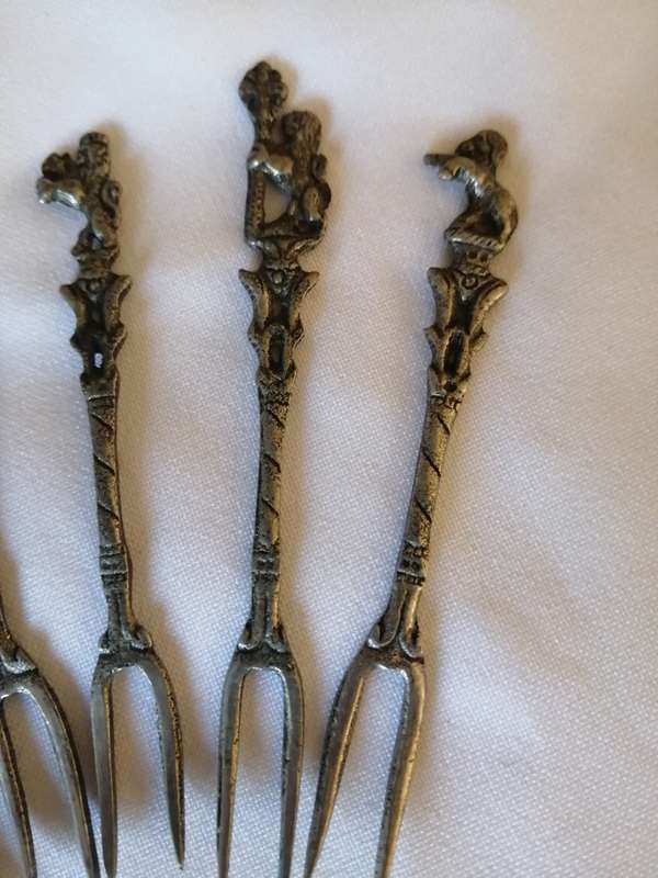 Vintage Italian Silver Plate Pickle Forks (6)