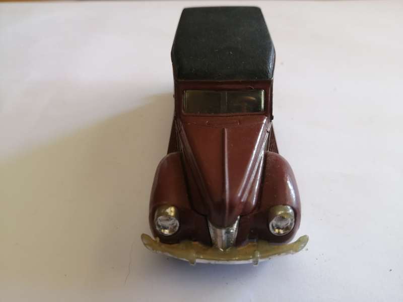 1940 Ford Woody 1/43 Made by ERTL