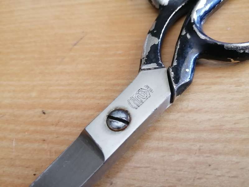 Vintage Dress Makers Scissors
