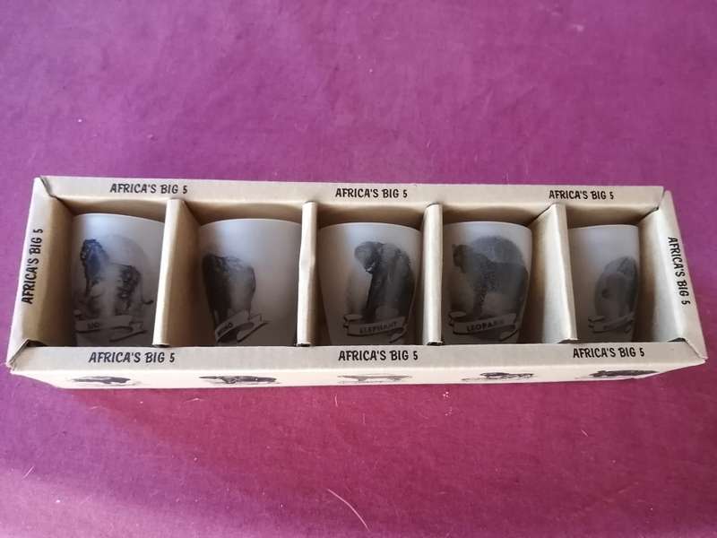 Africa`s Big 5 frosted glass Shooter Glasses/Tot Measures